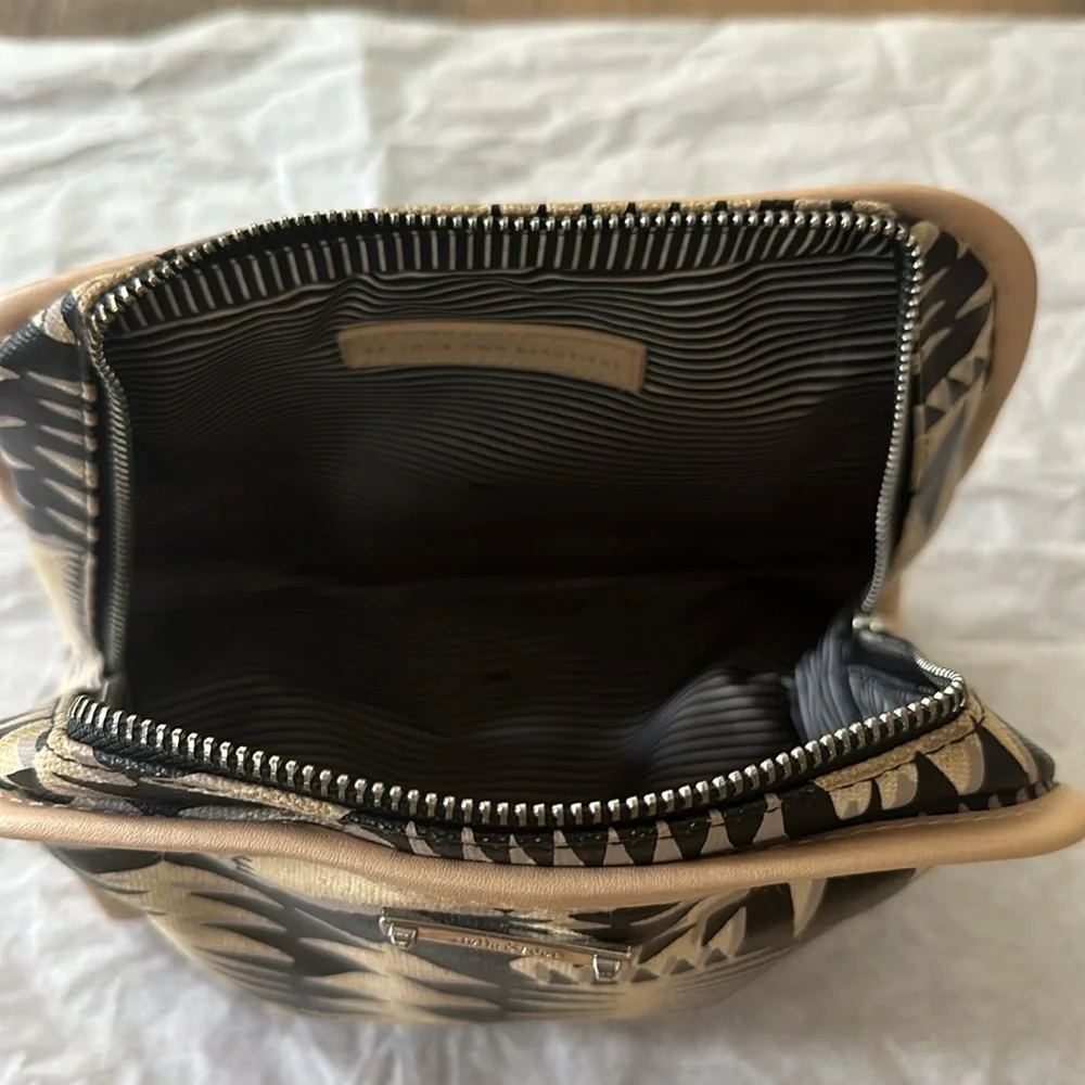 Stella & dot travel bag zipper pouch for cosmetics etc black & tan boho print